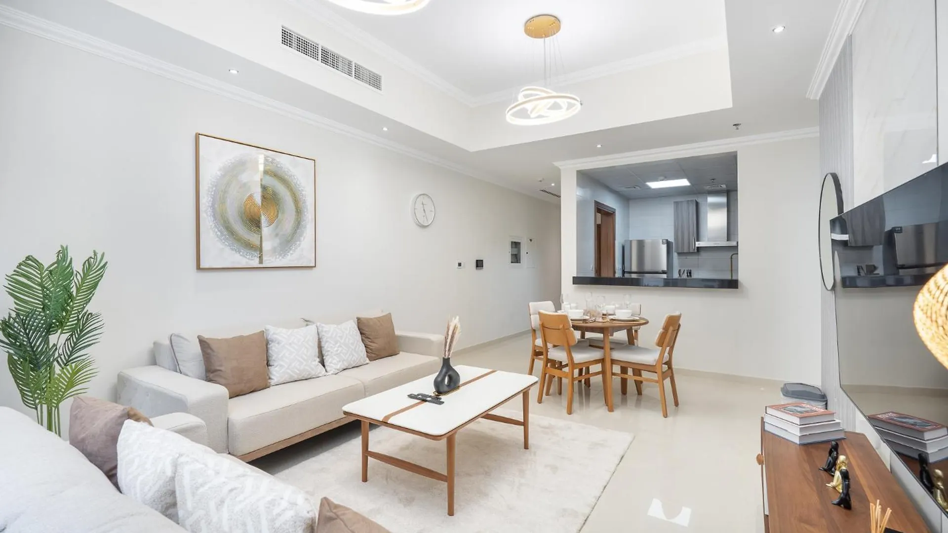 Heaven Crest Vacation Homes Downtown - Studio And 1 Bedroom Suites 2 Minute Walk To Dubai Mall And Burj Khalifa 0*,  Émirats arabes unis