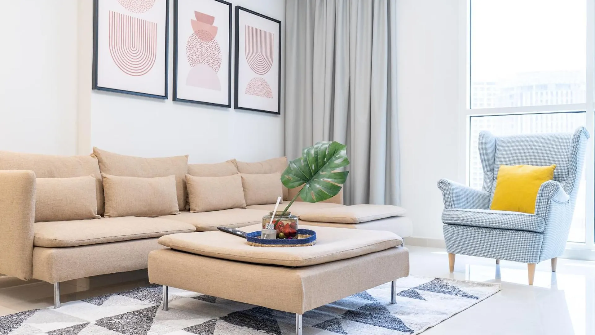 Heaven Crest Vacation Homes Downtown - Studio And 1 Bedroom Suites 2 Minute Walk To Dubai Mall And Burj Khalifa