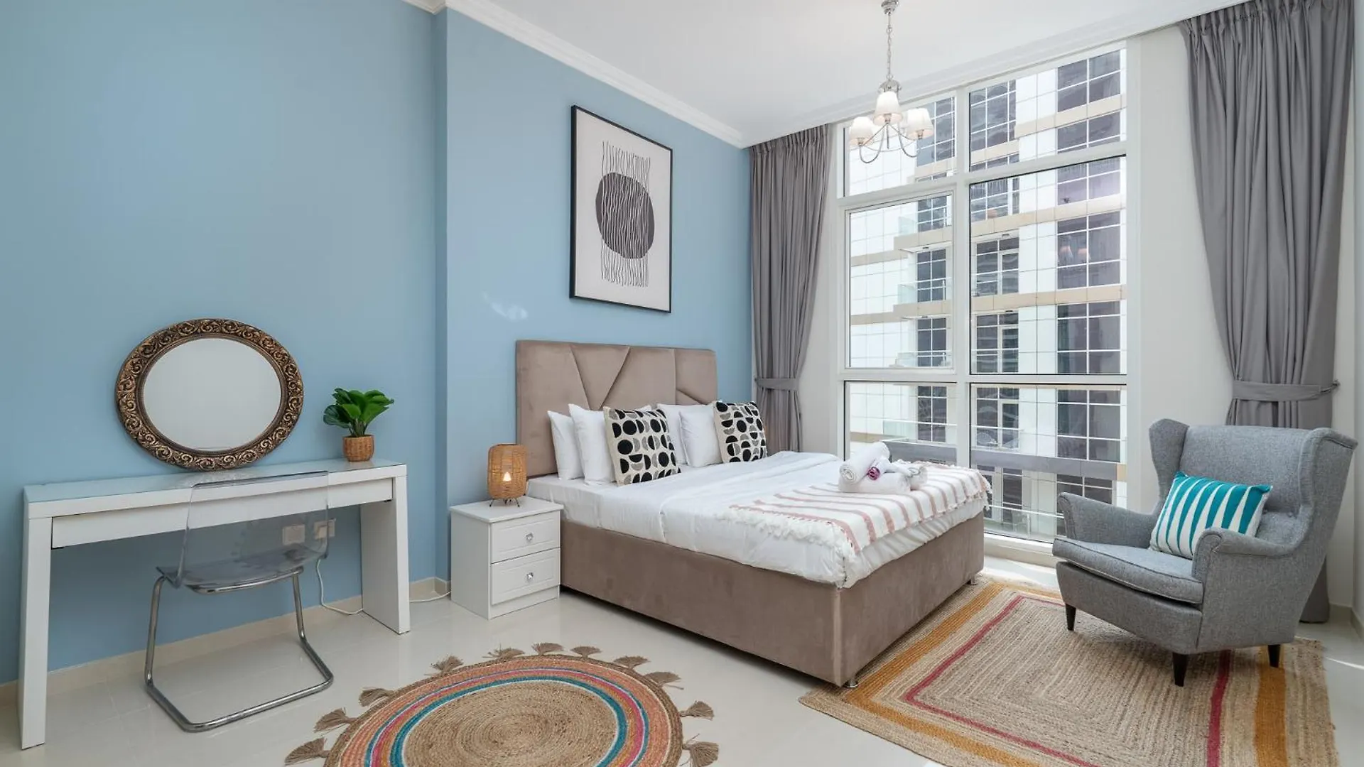 Heaven Crest Vacation Homes Downtown - Studio And 1 Bedroom Suites 2 Minute Walk To Dubai Mall And Burj Khalifa Egyesült Arab Emírségek